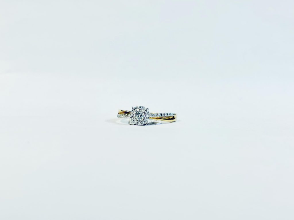 Dimond Crossover Ring
